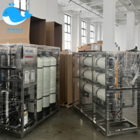 Ligne de production d'équipement de système RO pour le traitement de l'eau déminéralisée 220V eau pure faisant la machine pompe PLC stockage de l'eau