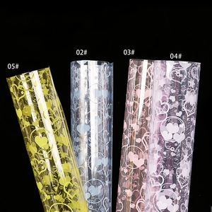 Nouveau 2024 – Lot de 20 feuilles/sac de papier d'emballage pour bouquets en plastique OPP imperméable, motif cœurs colorés, pour fleuristes - Product Image 2