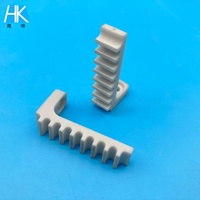 Pièce irrégulière en nitrure d'aluminium (AlN) usinée sur mesure par CNC avec tolérance stricte pour le refroidissement des semi-conducteurs