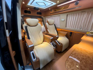 Siège de voiture chaise de voiture de luxe accoudoir léger pièces automobiles pour T5 T6 avec console pavé tactile nouveau modèle réfrigérateur massage chaise de refroidissement - Product Image 3