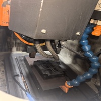 Machine d'érosion par étincelage Charmilles de quatrième génération, modèle F0350SP, en état quasi neuf, qualité supérieure.