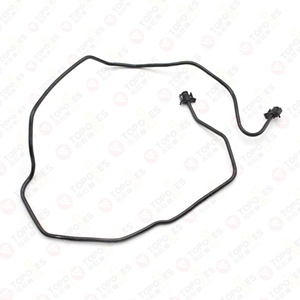 Tuyau d'eau de radiateur de tuyau de retour de réservoir d'eau pour Ford Focus ST CEW F1 2015 2016 F1F18C012VA F1F1-8C012-VA - Product Image 4