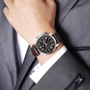 <span class=keywords><strong>Montre</strong></span> à Quartz de Luxe pour Hommes Nouveau Design Tendance Affaires <span class=keywords><strong>Bracelet</strong></span> Cadran en Verre 40mm Aiguilles <span class=keywords><strong>Cuir</strong></span> <span class=keywords><strong>20mm</strong></span> Alliage - Product Image 2