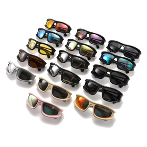 Nuovo futuristico argento Y2K Unisex ciclismo <span class=keywords><strong>occhiali</strong></span> da <span class=keywords><strong>sole</strong></span> UV400 polarizzati <span class=keywords><strong>occhiali</strong></span> da <span class=keywords><strong>sole</strong></span> bianco pz montatura alla moda Hot Girl Millennium - Product Image 5