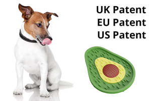 משטח ליקוק לכלבים מסיליקון בעיצוב אבוקדו, משטח האכלה איטית לחיות מחמד, ניתן להתאמה אישית עם לוגו, משטח ליקוק עם כוסות יניקה - Product Image 3