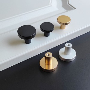 Poignée simple en cuivre noir de luxe moderne, quincaillerie de tiroir nordique en aluminium pour cuisine, chambre, salle de bain, hôtel - Product Image 4