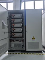 Armoire ESS à refroidissement liquide de 522 kWh pour le stockage solaire commercial, la consommation autonome photovoltaïque, le lissage des pics de consommation et les applications de décalage de la charge