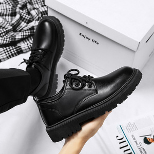 Chaussures en PU pour hommes, style britannique, nouvelle collection hiver 2026, pour jeunes étudiants, à semelle épaisse, décontractées et tendance - Product Image 3