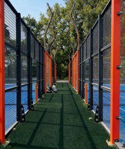 Pista de Pádel Profesional Grande para Exteriores de 10m*20m con Césped Artificial Personalizado - Product Image 4