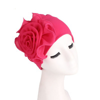 Elegante Turbante Musulmán con Flores Laterales, Gorro Islámico Árabe de Malasia para Mujer con Flor