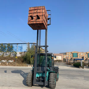 Envío Gratis Carretilla Elevadora Todoterreno 4x4 de 2.5 3 3.5 4 5 6 7 Toneladas, Montacargas Diésel para Terrenos Difíciles en Venta - Product Image 2