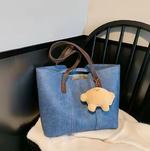 Sac à main pour femmes, nouvelle tendance de la mode, sac à bandoulière simple et polyvalent, petit sac à main tendance en cuir souple, sac fourre-tout pour femmes - Product Image 5