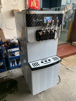 Commerciële soft serve ijsmachine, yoghurt optie, capaciteit 50-60 L/u, laag geluidsniveau, energiezuinig, hoorntjesmaker met roerfunctie
