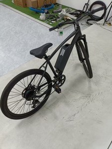 Bicicleta de Alta Calidad con Motor Trasero de 750W, Cuadro de Aluminio, 26 Pulgadas, 21 Velocidades, Frenos de Disco, Batería de Litio para Adultos, Motor Central Eléctrico - Product Image 3