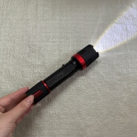 Lampe torche à faisceau réglable KT-6800, lumière d'urgence pour la pêche, les promenades nocturnes en banlieue, les promenades avec les animaux de compagnie, la ferme
