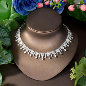 Set di 4 Orecchini a Goccia d'Acqua con Zirconia Cubica, Catena del Sogno e dell'Amore, per Sposa, Regalo di Nozze, Festa, in Ottone, Collezione 2025 - Product Image 4