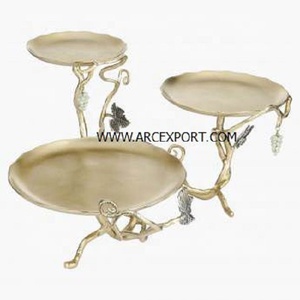 Support à gâteau en marbre blanc dernier modèle avec support en or Décoration en métal de première qualité Présentoir à gâteau de service pour fournitures de table - Product Image 3