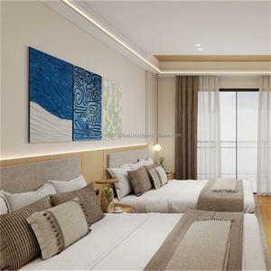 Juego de Muebles de Dormitorio Modernos Personalizables para Hotel de 3 Estrellas, Cama de Madera con Mesita de Noche, Armario y Escritorio para TV Incluidos para Habitación Completa - Product Image 1