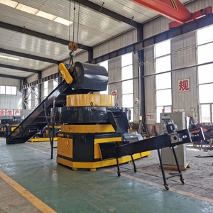 Máquina de Briquetas de Biomasa, Molino Vertical de Anillo para Producción de Pellets de Madera y Aserrín - Product Image 1