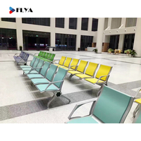 Chaise d'attente Flya 3 places pour espaces publics : hôpitaux, aéroports, gares routières, métros et trains