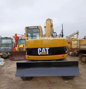 Excavadora Usada CAT313 de YUJIAN, 13 Toneladas, 90% Nueva, Original Japonesa con EPA y CE, Económica para Agricultura - Product Image 6