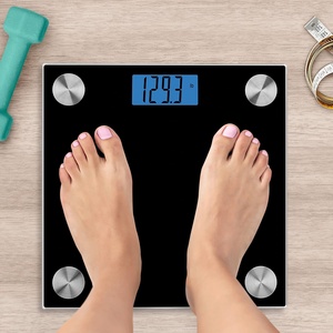 Báscula de Grasa Corporal Inteligente con Pantalla LCD Extra Delgada, Plataforma Digital para Medir Peso y Índice de Masa Corporal, Diseño Antideslizante para Fitness Familiar - Product Image 2