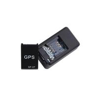Traceur GPS Mini Portable Magnétique Localisateur GPRS Anti-Perte Dispositif de Suivi Global pour Véhicule Voiture Personne GF07
