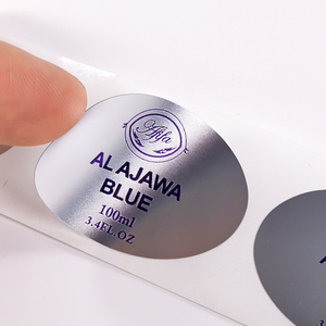Etiquetas Adhesivas BOPP Personalizadas, Resistentes al Agua y al Aceite |   Etiquetas de Perfume Cosméticas con Estampado en Lámina Dorada de Fábrica en Dongguan, China - Product Image 1