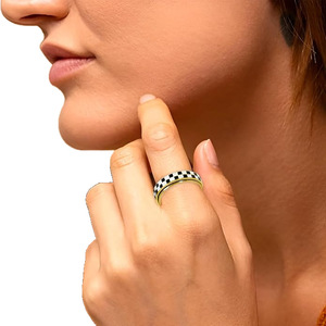 2026 Fashion Wedding Anxiety Relief Daisy <b>Ring</b> Rotatable 18K Gold-Plated Multi-Directional Stress-Relief <b>Ring</b> for Women - Product Image 3