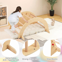 Cadre d'escalade en bois demi-cercle d'assurance qualité avec ensemble de coussinets suspendus pour les structures de jeu intérieures et les grimpeurs