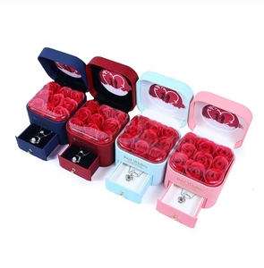 Sang trọng gấu trái tim ôm tiết kiệm Rose Vòng vòng vòng ngăn kéo hộp đồ trang sức xoay Gấu Mới lạ sáng tạo trang trí nội thất Valentine - Product Image 4