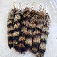 Véritable fourrure de raton laveur queue clé accessoires en peluche voiture électrique porte-clés queue de fourrure naturelle femmes sac suspendus ornements fille cadeau
