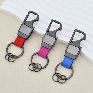 Nouveau porte-clés transfrontalier en cuir véritable multifonctionnel avec décapsuleur, porte-clés créatif pour homme, pendentif métallique gravé au laser - Product Image 3