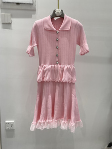 Robe midi décontractée en tricot pour femme, style français, col rabattu, manches courtes, unie, coupe trapèze, volants et dentelle, collection été 2026 - Product Image 5