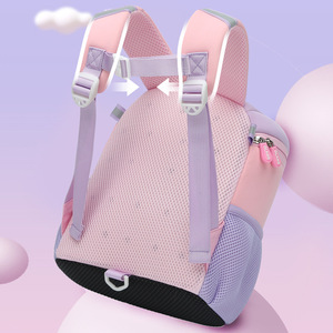 Zaino per Bambine della <span class=keywords><strong>Scuola</strong></span> Primaria con Fiocco - Impermeabile, Motivo <span class=keywords><strong>Anime</strong></span> Cartoon, Grande Capacità, Protezione Dorsale, Chiusura a Cerniera - Product Image 3