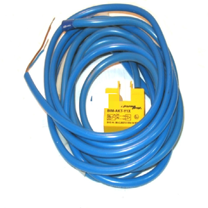 Sensor de Proximidad PLC Nuevo BIM-AKT-Y1X7M - Product Image 1