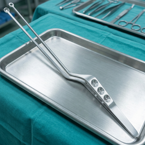 Pinzas Yasargil para tumores, de acero inoxidable, tipo bayoneta, 22 cm, instrumento neuroquirúrgico, mandíbulas de copa de 3.5 mm, reutilizables, manuales - Product Image 2