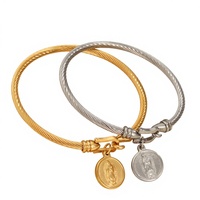 Bracelet en acier inoxydable à boucle en U de style européen et américain, plaqué or 18 carats par électrolyse sous vide, gaufré, best-seller transfrontalier
