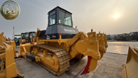 Bulldozer Shantui SD22 d'occasion, modèle 2022, moteur 162 kW, faible nombre d'heures, pour travaux routiers et en carrière
