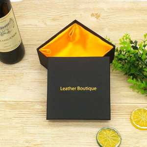 Boîte cadeau de luxe personnalisée pour <span class=keywords><strong>homme</strong></span> en <span class=keywords><strong>noir</strong></span> pour <span class=keywords><strong>ceinture</strong></span> et portefeuille, boîte d'emballage rigide pour sac à main, boîte cadeau haut de gamme avec couvercle et base avec insert en satin - Product Image 3