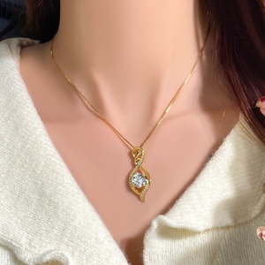 Collar con Colgante de Corazón de Moda para Mujer, Chapado en Oro, con Cristales de Zirconia, Precio al por Mayor - Product Image 5