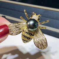 Broche de pérolas pretas de taitian natural, em liga banhada a ouro, pequeno, adorável, abelha, dois presentes de natal, joia