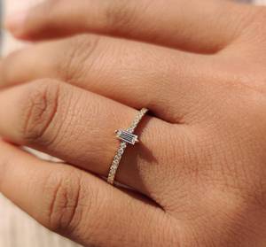 Anillo de Diamante Moissanita Corte Esmeralda de 0.12 CT para Compra al por Mayor, Oro 10k 14k 18k Plata, Calidad VVS1, Joyería Clásica de Compromiso, Proveedor Rápido - Product Image 1
