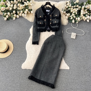 ZHEZHE جودة عالية الخريف الشتاء النساء ارتداء الشارع الزي متماسكة الخامس الرقبة سترة طويلة الأكمام وشراشيب تنورة طويلة مجموعة 2 قطعة - Product Image 5