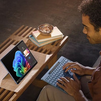 Microsoft Surface Pro 11 Ordinateur portable 2-en-1 Tablette professionnelle 13 pouces OLED Ultra-fin Écran tactile 120 Hz Wi-Fi Neuf
