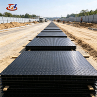 Tapis de chantier de 100 tonnes de capacité, durable, réutilisable, de qualité professionnelle, pour l'accès des engins lourds