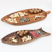 Plateau de service créatif en bois massif en forme de feuille et de poisson pour fruits secs, design moderne et simple, plateau à noix et snacks
