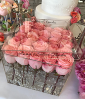 Boîte à fleurs carrée transparente en acrylique sur mesure, service de découpe par moulage rotatif, ignifuge, étanche, pour bouquet de roses de mariage