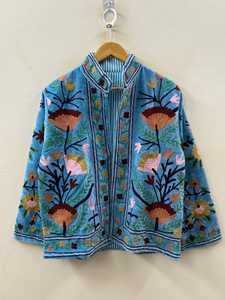 เสื้อแจ็คเก็ตผ้ากำมะหยี่ปักมือลายสัตว์ ผ้าฝ้าย ระบายอากาศได้ดี สไตล์วินเทจ อุซเบก โบโฮ ติดกระดุม  เหมาะสำหรับฤดูหนาว ของขวัญสำหรับเธอ - Product Image 1