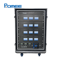 Boîte de distribution d'alimentation intelligente triphasée indépendante à 48 canaux et 4 kW pour le contrôle de la tension sur scène d'événements DJ